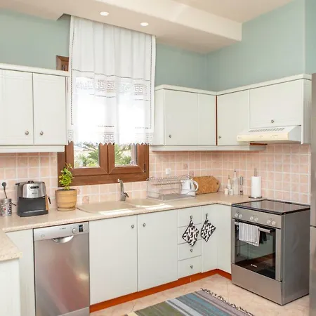 Marguerite - 3 Air-conditioned Bedrooms - Great Sea View
