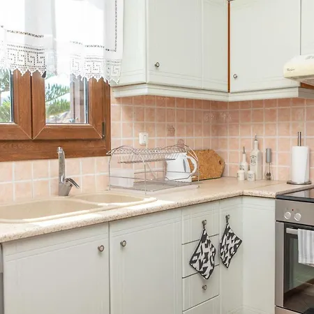 Marguerite - 3 Air-conditioned Bedrooms - Great Sea View Appartamento