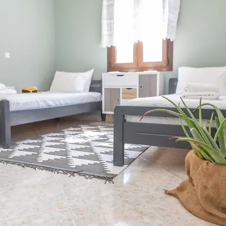 Appartamento Marguerite - 3 Air-conditioned Bedrooms - Great Sea View *