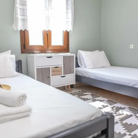 Marguerite - 3 Air-conditioned Bedrooms - Great Sea View Appartamento Glinado Naxos