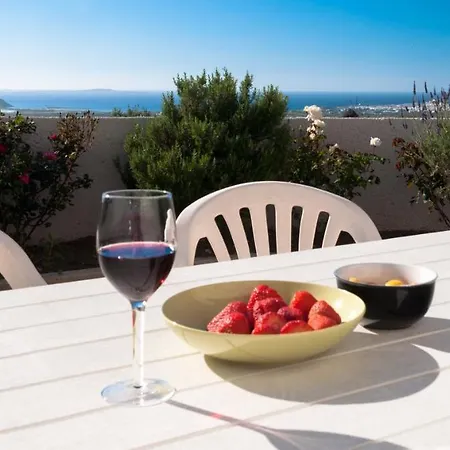 Appartamento Marguerite - 3 Air-conditioned Bedrooms - Great Sea View