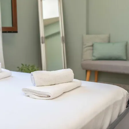 Villa Marguerite - 3 Air-Conditioned Bedrooms - Great Sea View *